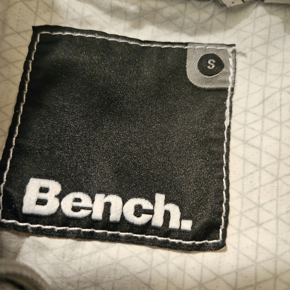 BENCH JACKET - Picture 2 of 3